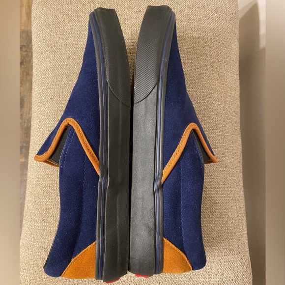 RARE Vans in Blue Suede - Picture 9 of 11